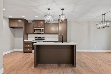 255 Walnut Grove Dr, Smiths Grove, KY 42171 - photo 7