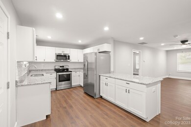 430 Reynolda Dr, Statesville, NC 28677 - photo 7