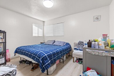 53 SW Eastern Ave, Grants Pass, OR 97526 - photo 4