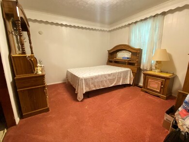 33 Tulip Dr, Chapmanville, WV 25508 - photo 7