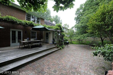 8108 Coach St, Potomac, MD 20854 - photo 6