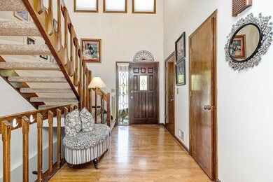 GRAND FOYER