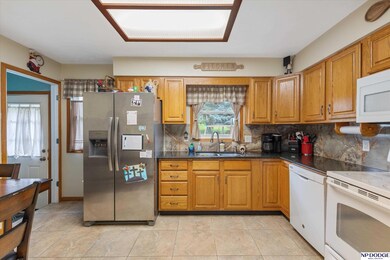 4656 N 127th St, Omaha, NE 68164 - photo 6