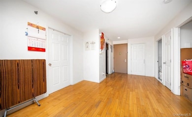 136-16 35th Ave unit 7C, Flushing, NY 11354 - photo 7