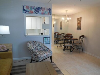 295 Camden M, West Palm Beach, FL 33417 - photo 4