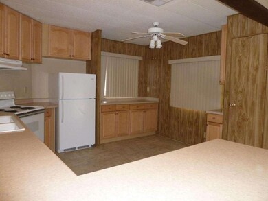 18052 N 3rd St, Phoenix, AZ 85022 - photo 4