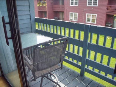 144 N Twin Oaks Terrace, South Burlington, VT 05403 - photo 7