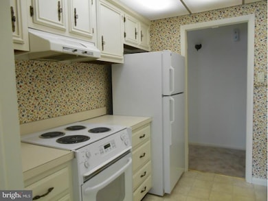 26 Dougherty Blvd unit B4, Glen Mills, PA 19342 - photo 4