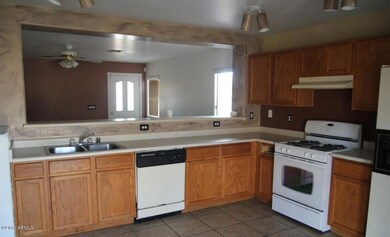 3 kitchen (2)