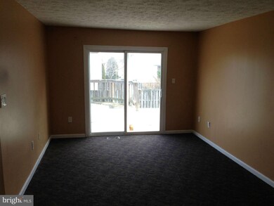 808 Cromwell Dr, Frederick, MD 21701 - photo 5