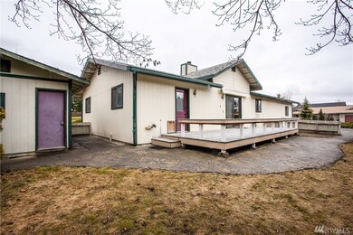 260 S Keller Ave, East Wenatchee, WA 98802 - photo 3