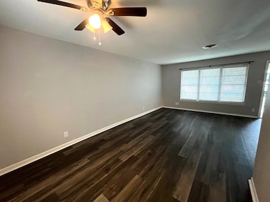 128 Vandenburg Dr unit A, Denison, TX 75020 - photo 5