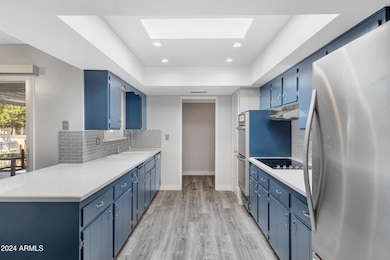 10114 W Candlewood Dr-13