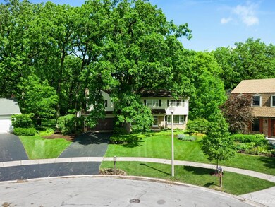 1759 Cliffside Ct, Naperville, IL 60565 - photo 2