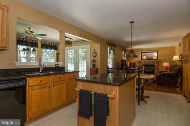 5526 Edwin Ct, White Marsh, MD 21162 - photo 2