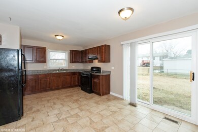 17841 Princeton Ln, Country Club Hills, IL 60478 - photo 5