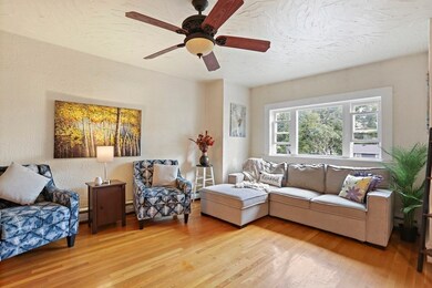 14 Marden St, Saugus, MA 01906 - photo 6