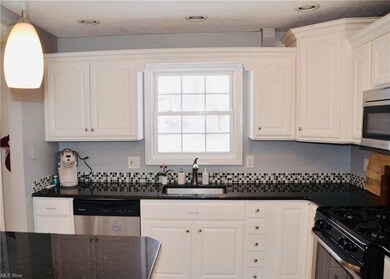 873 W Shore Blvd, Sheffield Lake, OH 44054 - photo 4