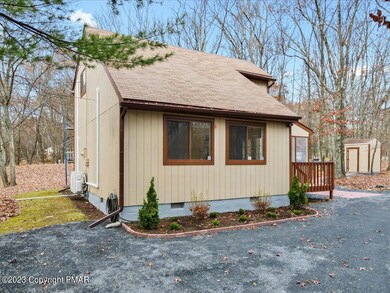 1148 Falls Rd, Bushkill, PA 18324 - photo 6