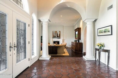 2 W Linger Lane, Phoenix 85021