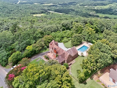 2710 Hilltop Cir, Gadsden, AL 35904 - photo 3