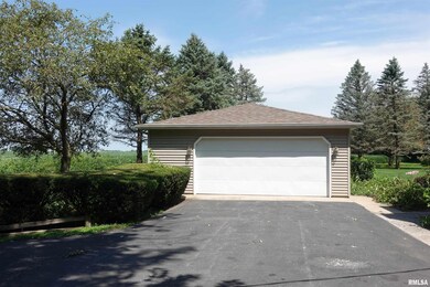 2717 W Fremont St, Galesburg, IL 61401 - photo 5