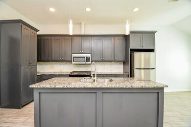 6747 England St unit A, Houston, TX 77021 - photo 6