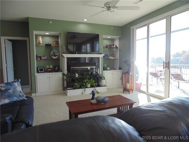 849 Summer Place Dr unit 2B, Camdenton, MO 65020 - photo 4