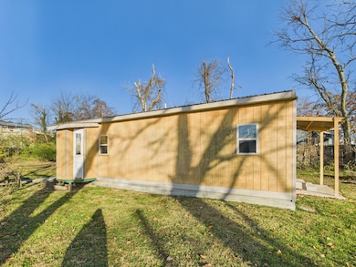 523 Pine St, Cabool, MO 65689 - photo 5