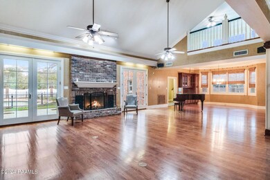 14-web-or-mls-200 Emily Circle-14