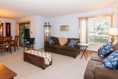 7 Pine Cluster Cir unit B, Manalapan, NJ 07726 - photo 5