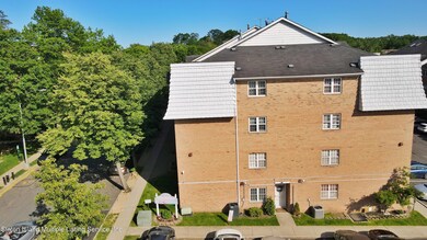 65 Elmwood Park Dr unit 1, Staten Island, NY 10314 - photo 3