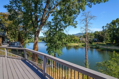1204 E Park St, Grants Pass, OR 97527 - photo 2