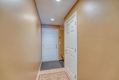 13 White Oak Ln unit C-6, Lincoln, NH 03251 - photo 3