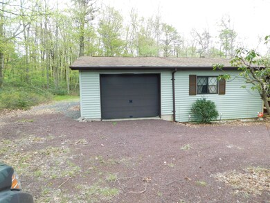 31 Recreation Dr, Jim Thorpe, PA 18229 - photo 3