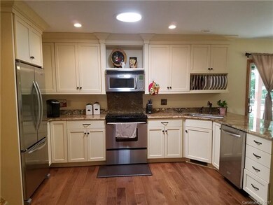 7138 Kidville Rd, Denver, NC 28037 - photo 6