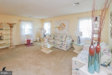59 Marchmont Ln, Willingboro, NJ 08046 - photo 3