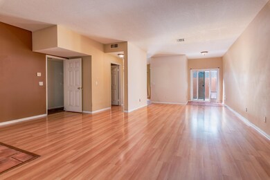 734 E Verdugo Ave-11
