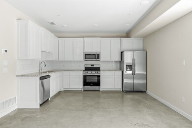 2290 W Tarleton St unit 105, Stephenville, TX 76401 - photo 4