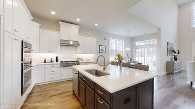 43 Militia Hill Rd, Freehold, NJ 07728 - photo 7