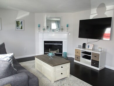 315 Broadway Rd unit 4, Dracut, MA 01826 - photo 5