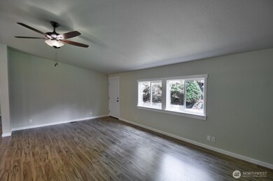 18429 Hames St SE, Yelm, WA 98597 - photo 7