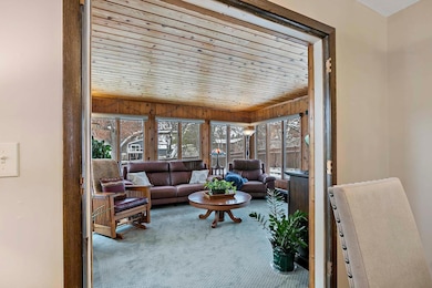 16201 Hillcrest Ln, Eden Prairie, MN 55346 - photo 5