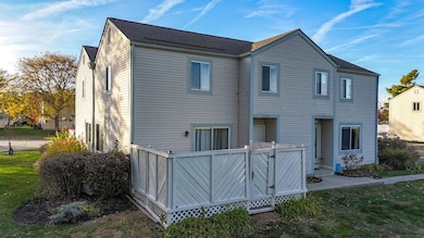 5268 Captains Ct, Columbus, OH 43220 - photo 3