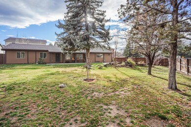 2684 NE Jones Rd, Bend, OR 97701 - photo 2