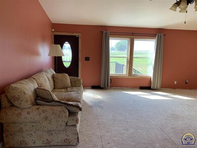 13590 178th Rd, Mayetta, KS 66509 - photo 7