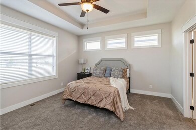 14315 Holcomb Ave, Urbandale, IA 50323 - photo 7