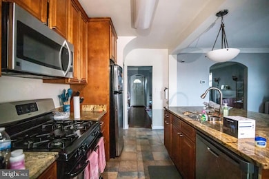 1649 Ralworth Rd, Baltimore, MD 21218 - photo 5