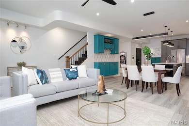 1206 Lynch St, St. Louis, MO 63118 - photo 4