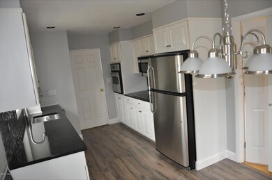 18 Walker Ct, Greenwich, CT 06831 - photo 6